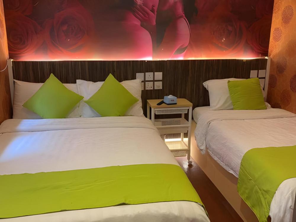 whole sunshine international hotel