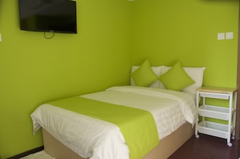 whole sunshine international hotel