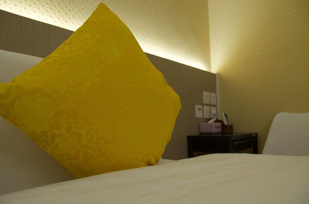 whole sunshine international hotel