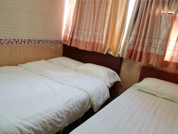 hong kong astronauts hotel