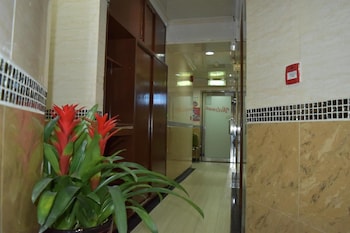 hong kong astronauts hotel