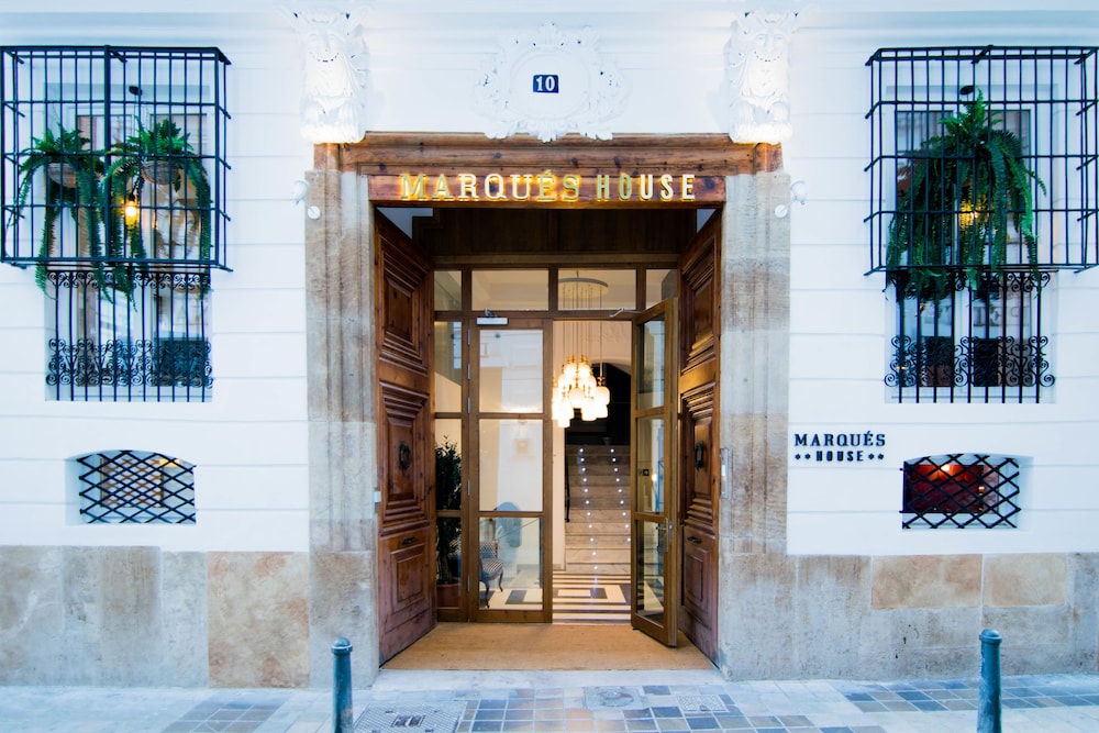 hotel marques house