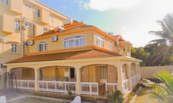villa sarbel