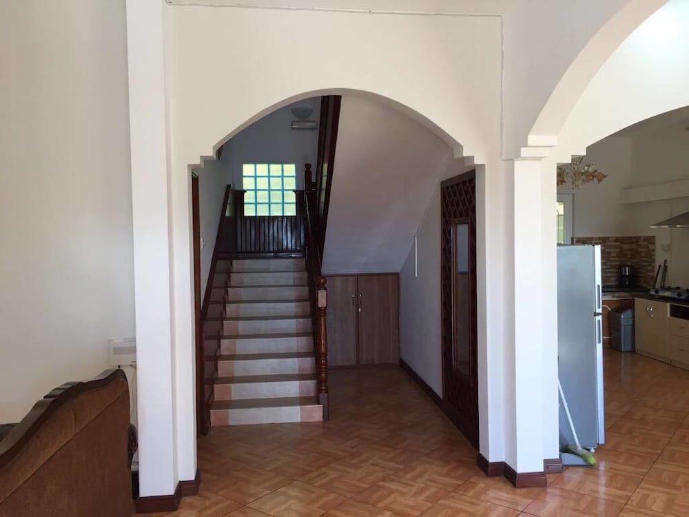 villa sarbel