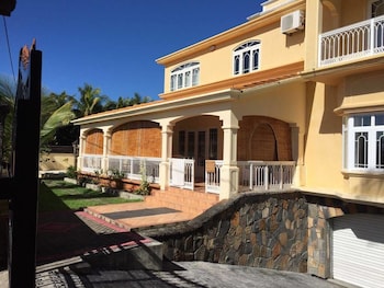 villa sarbel