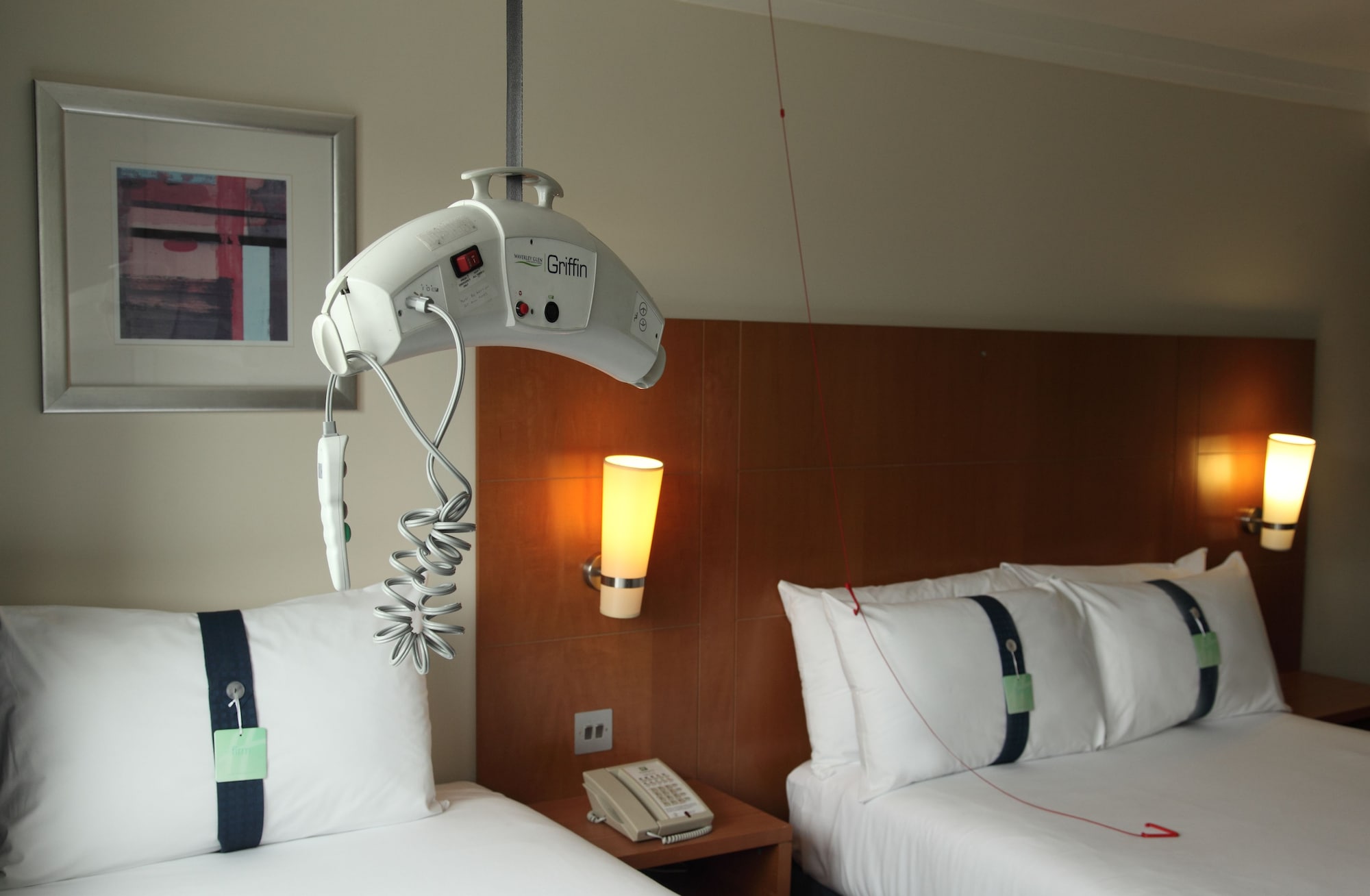 holiday inn cardiff city centre by ihg