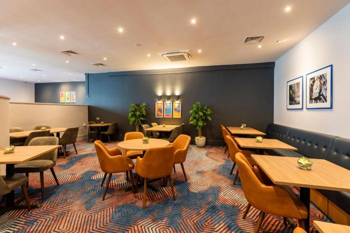 holiday inn cardiff city centre by ihg