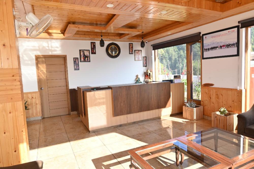 resort extreme village