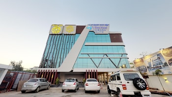 v one hotel ambara elite