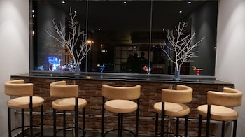 v one hotel ambara elite