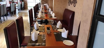 v one hotel ambara elite