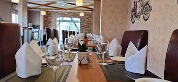 v one hotel ambara elite