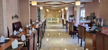 v one hotel ambara elite