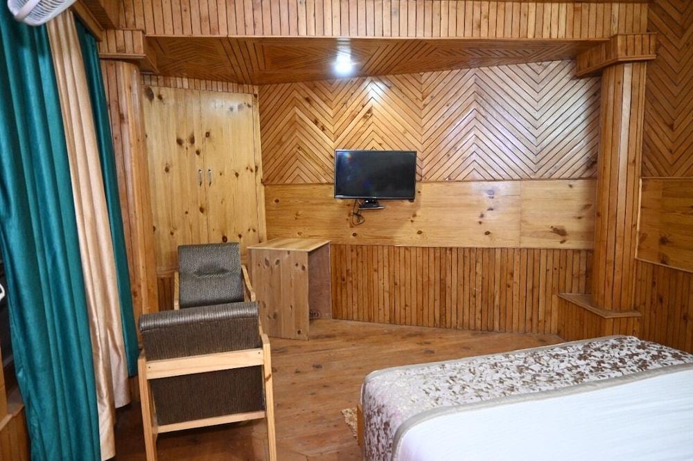 hotel nirmal chhaya