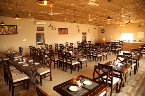 bhavya resort luxury boutique desert camp