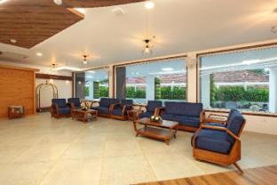the silvertips kothamangalam ayurvedic resort and convention centre