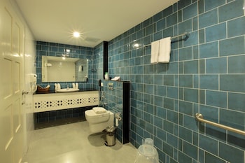 the silvertips kothamangalam ayurvedic resort and convention centre