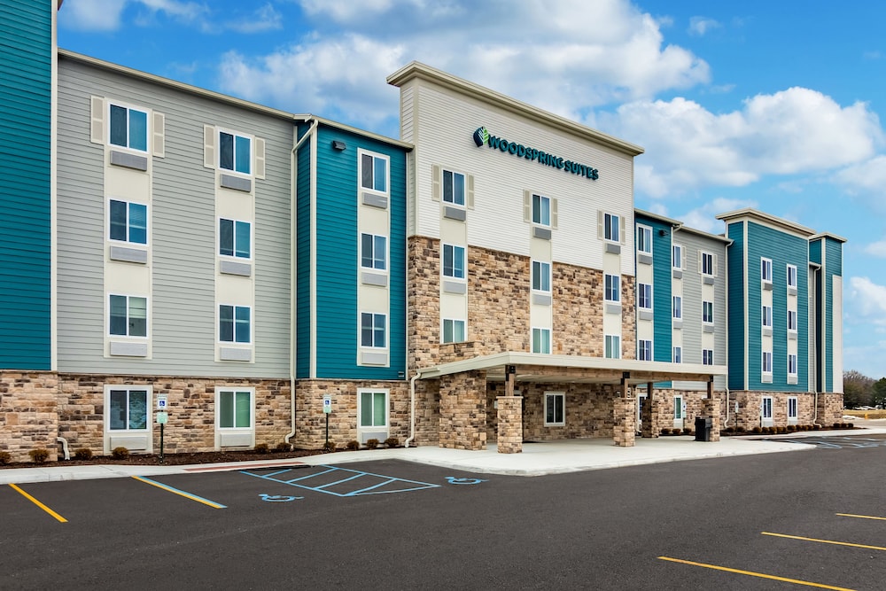 woodspring suites toledo maumee