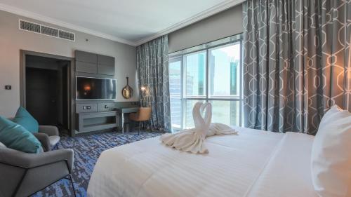 edge creekside hotel