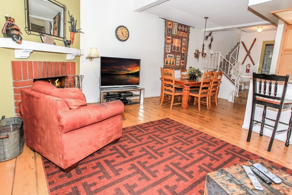 brown bears den condo