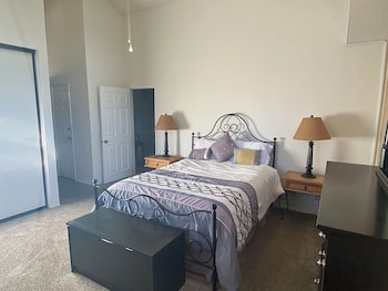 brown bears den condo