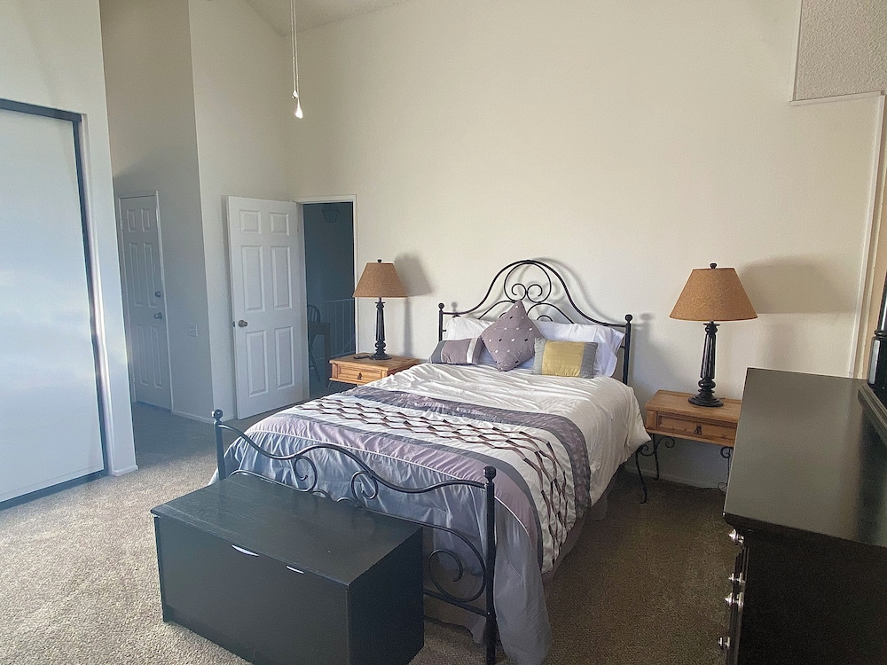 brown bears den condo