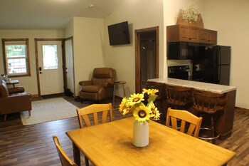 trailhead suites