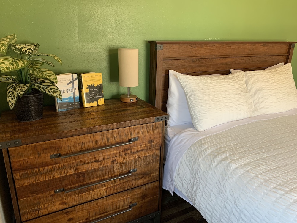 trailhead suites
