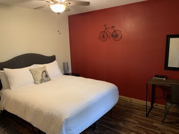 trailhead suites