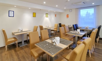 promenade city hotel