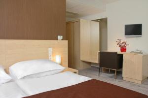 promenade city hotel