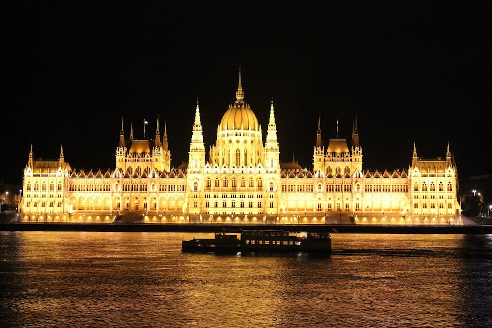 hotel benczur