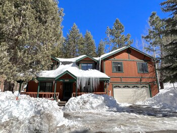 alpine escape by big bear cool cabins