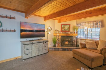alpine escape by big bear cool cabins