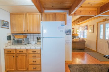alpine escape by big bear cool cabins