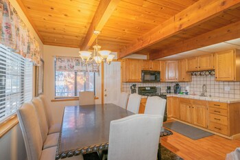 alpine escape by big bear cool cabins