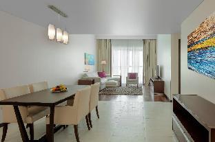 hyatt place dubai jumeirah residences