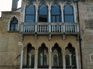 hotel pausania