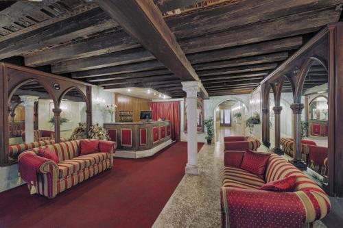hotel pausania