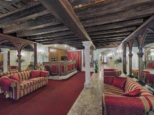 hotel pausania