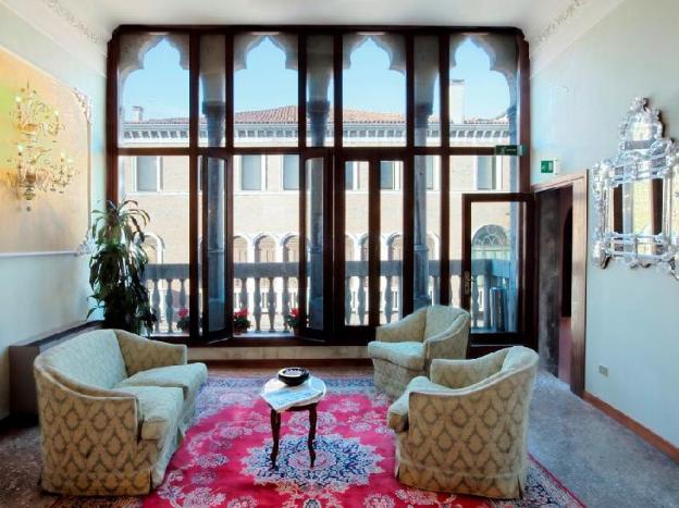 hotel pausania
