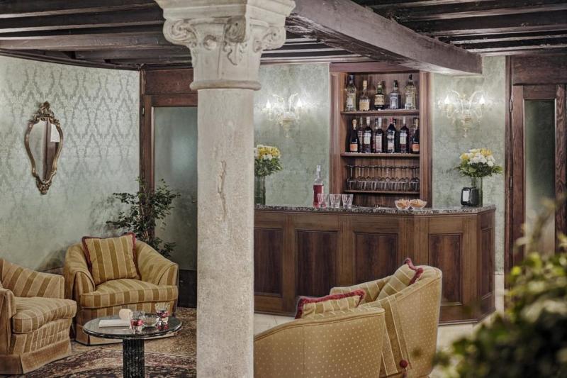 hotel pausania