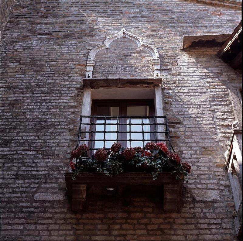 hotel pausania