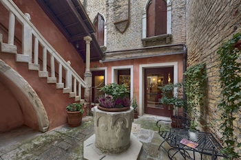 hotel pausania