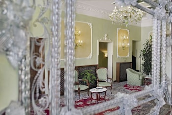 hotel pausania