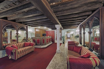 hotel pausania