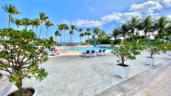 Seacoast By Miami Ambassadors,,3.5 star