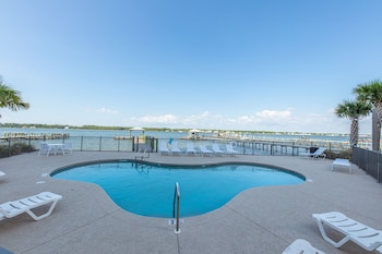Little Lagoon Cottages,,3.5 star