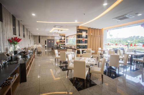 lintas platinum hotel