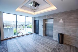 lintas platinum hotel